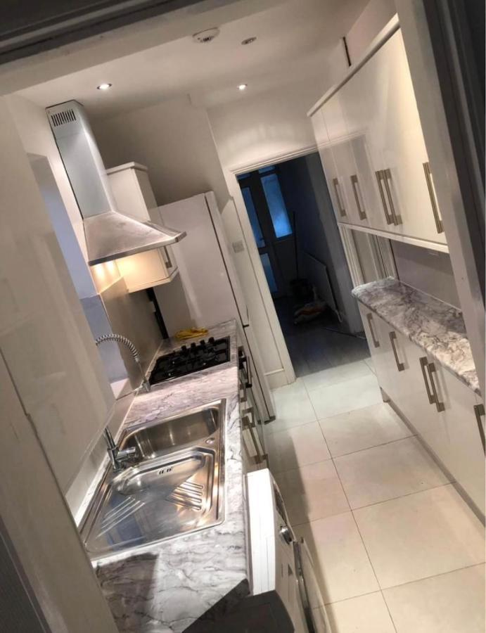Hendon Homestay Экстерьер фото