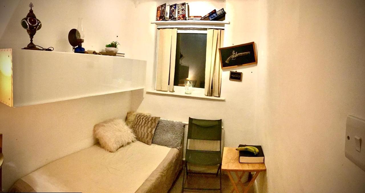 Hendon Homestay Экстерьер фото