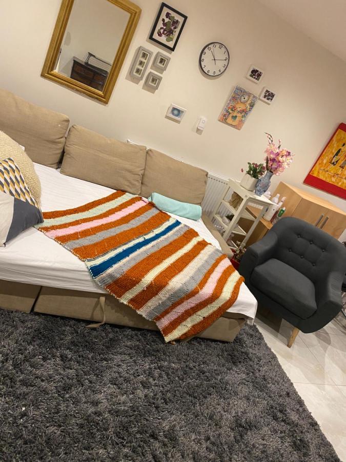 Hendon Homestay Экстерьер фото