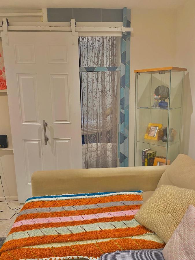 Hendon Homestay Экстерьер фото